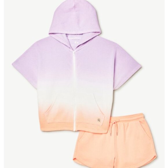 Free Assembly Fleece Poncho & Shorts - Picture 2 of 14